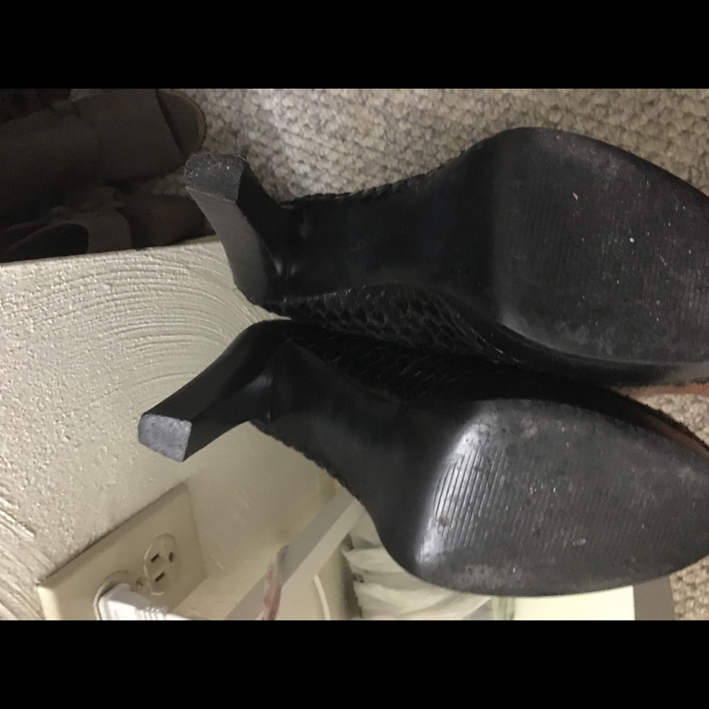 Calvin Klein pumps
